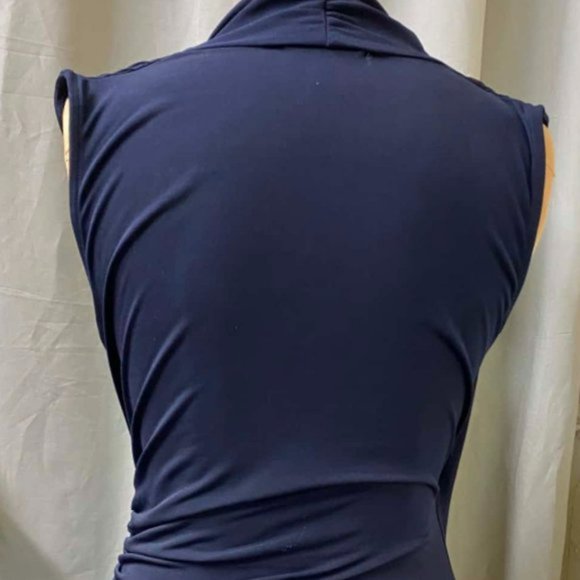 CUE Red Cut Out Sleeveless Office Knit Tank Top - Picture 6 of 8